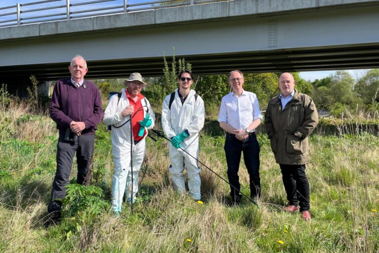 Minister Alasdair Allan visits the Scottish Invasive Species Initiative